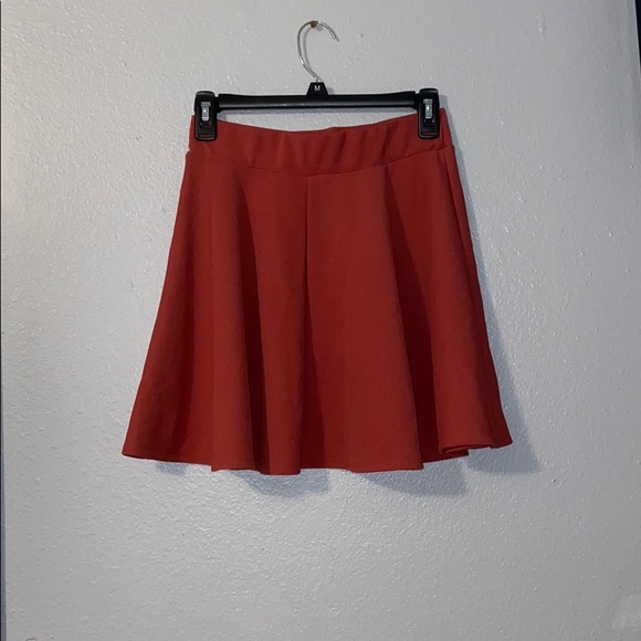 Skirt - Picture 1 of 1